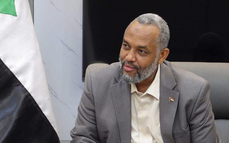 وزير الصحة الاتحادي، يلتقي وفدًا من أمناء مستشفى حجر العسل وأعيان المنطقة