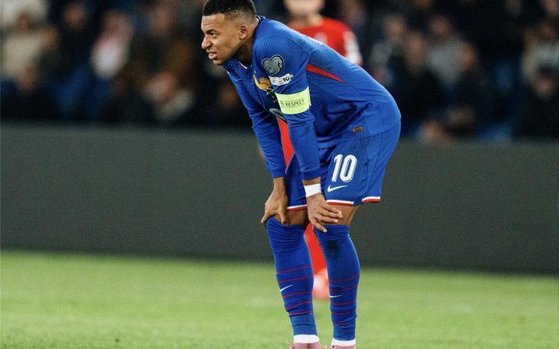 إصابة جديدة لمبابي تغيبه عن هذه المباراة ومدربه يقول: كاحله حساس