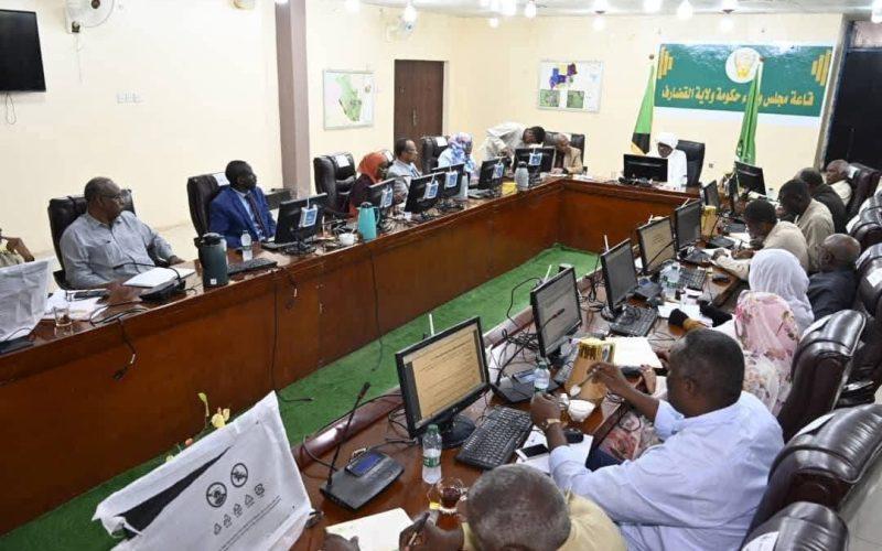 والي القضارف: المركز وافق على شراء المخزون الاستراتيجي وفتح صادر الذرة