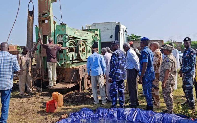 والي سنار يدشن المنحة السعودية لحفر عدد 24 بئرا لمياه الشرب بالولاية
