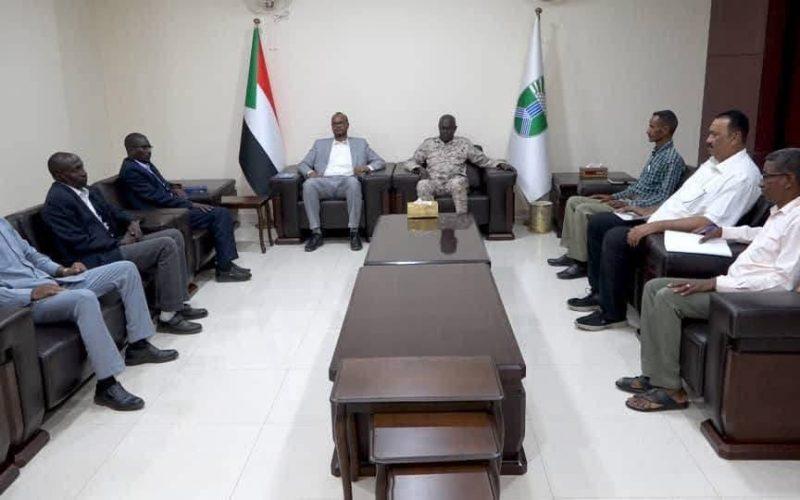 وزير التعليم والتربية الوطنية يلتقي والي الخرطوم