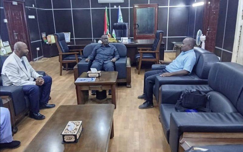 والي الجزيرة يشيد بتضحيات وبسالة وصمود الشباب في معركة الكرامة