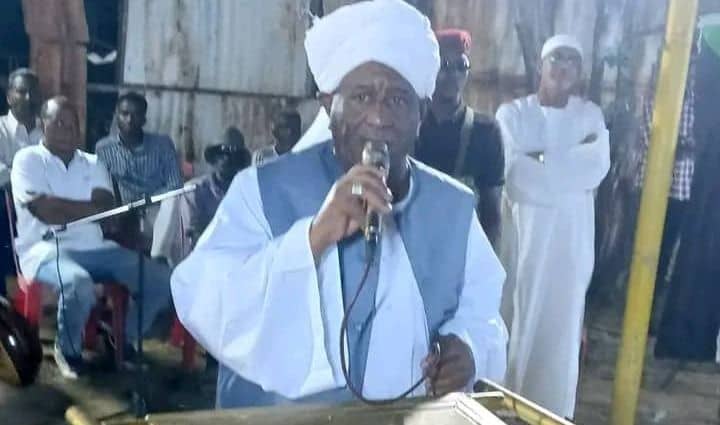 والي الجزيرة يوجه وزارة الشباب والرياضة بإقامة الدورات الرياضية وأندية المشاهدة بالأحياء