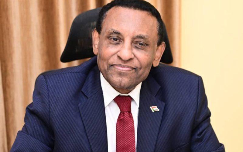 رئيس الوزراء يرحب بجهود ومساعي السعودية والولايات المتحدة الأمريكية لاحلال السلام في السودان