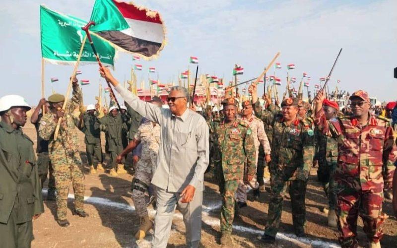 قيادة الفرقة الثانية مشاة القضارف تختفل بتخريج دفعة جديدة من المستجدين