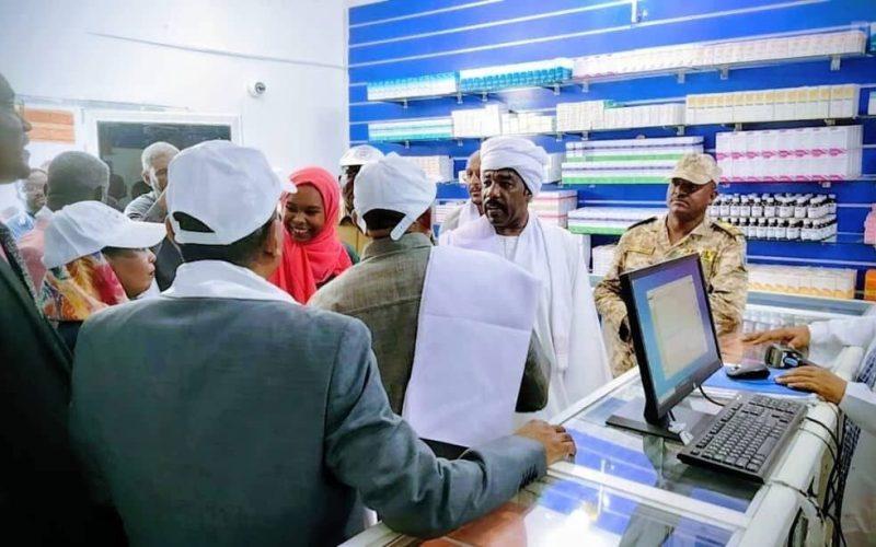 وزير الموارد البشرية يدشن إعادة تأهيل وإضافة خدمات التأمين الصحي لمركز السوكي النموذجي