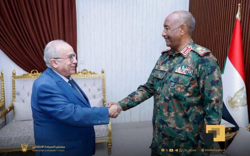 رئيس مجلس السيادة الانتقالي يلتقي المبعوث الخاص للأمين العام للأمم المتحدة