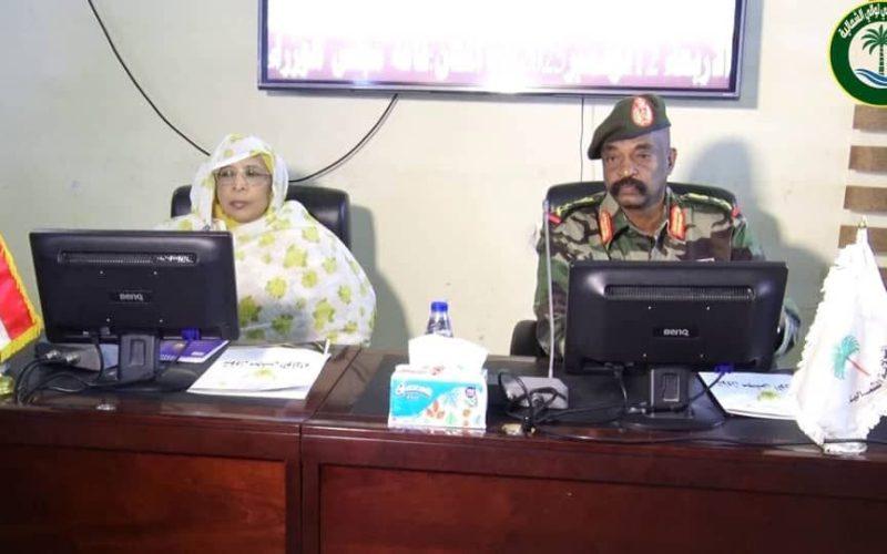 وزيرة شؤون مجلس الوزراء تطلع على مجمل الأوضاع بالولاية الشمالية