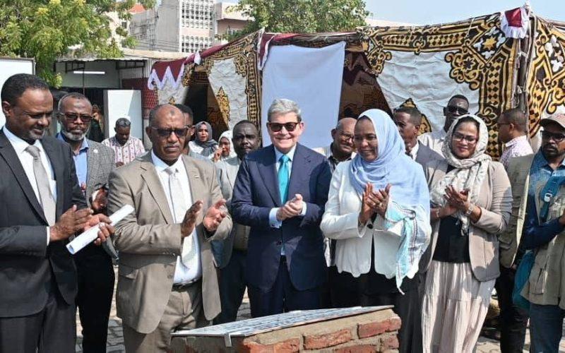 والي البحر الأحمر، ووكيل وزارة الصحة الاتحادية، والسفير الإيطالي يشهدون إحتفالية تدشين وضع حجر الأساس للمبنى الجديد لمستشفى بورتسودان لأمراض النساء والولادة بدعم إيطالي