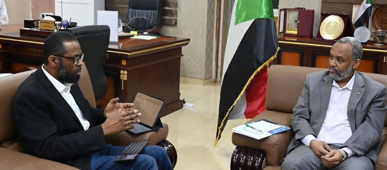 وزير الصحة يقف علي ترتيبات اطلاق استراتيجية مكافحة حمى الضنك في السودان