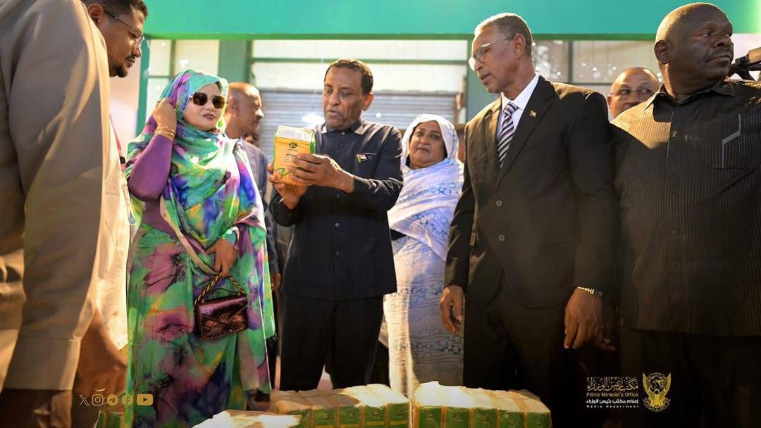 رئيس الوزراء يزور (معرض صُنع في السودان) المُقام بمعرض الخرطوم ببري