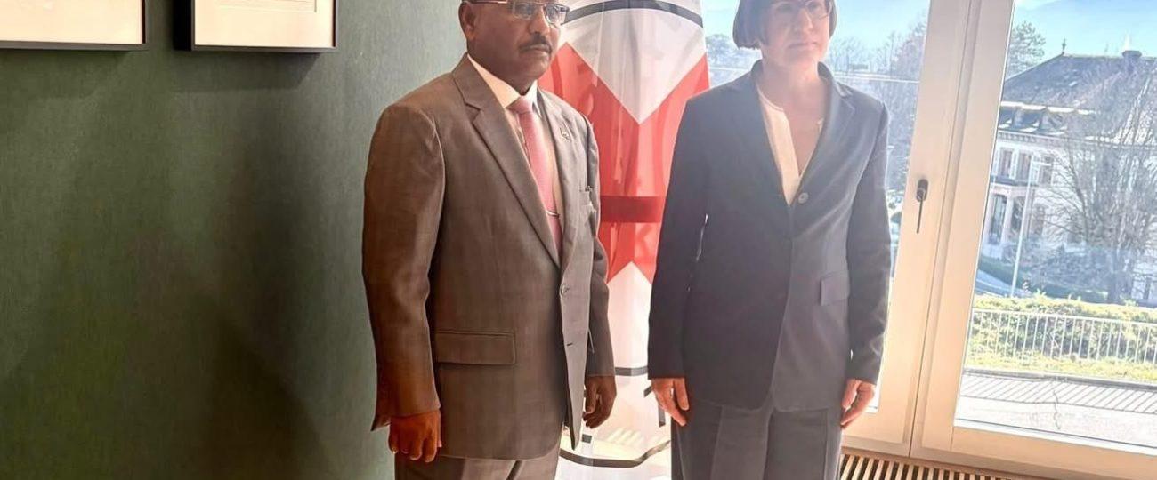 وزير العدل يجتمع مع رئيسة اللجنة الدولية للصليب الأحمر