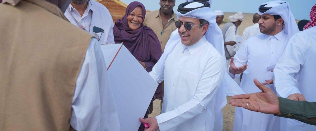 سفير قطر بالسودان يشرف على توزيع 900 سلة غذائية للأسر المتعففة بولاية البحر الأحمر