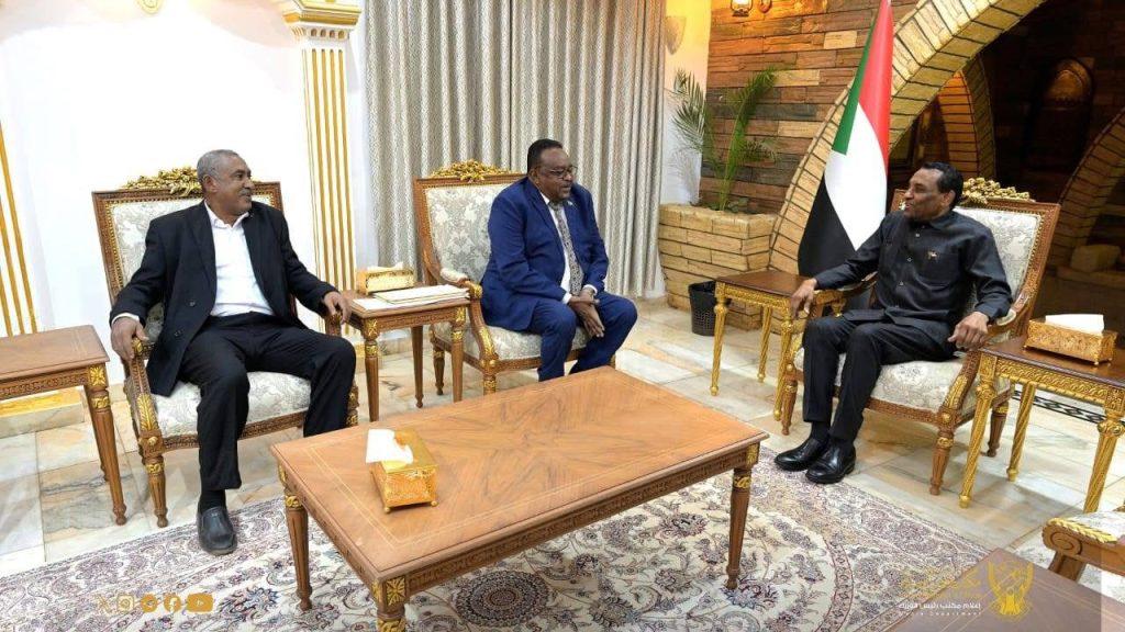 رئيس مجلس الوزراء يؤكد دعم حكومة الأمل لمشروع الجزيرة