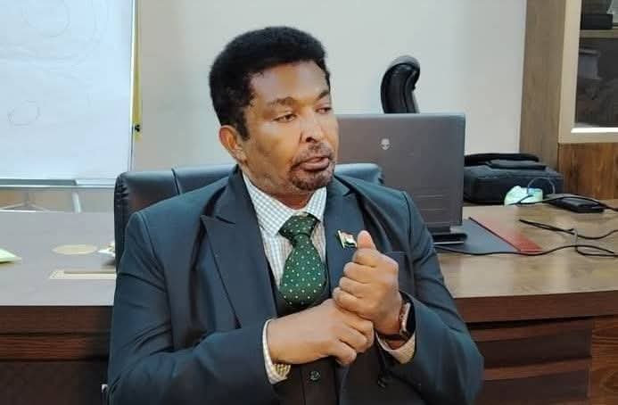 المنصوري يقدم استراتيجيات تنفيذ مشروعات الثروة الحيوانية