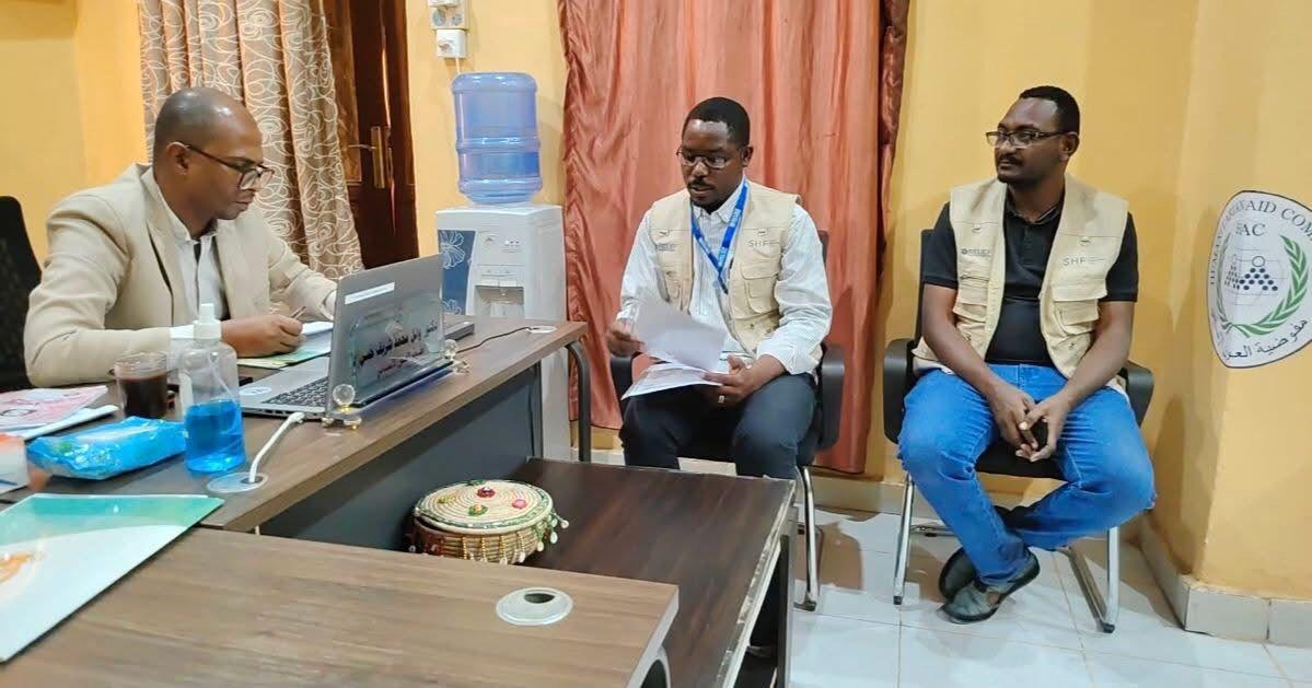 مفوض العون الإنساني بالشمالية يلتقي عددا من المنظمات العاملة بالولاية