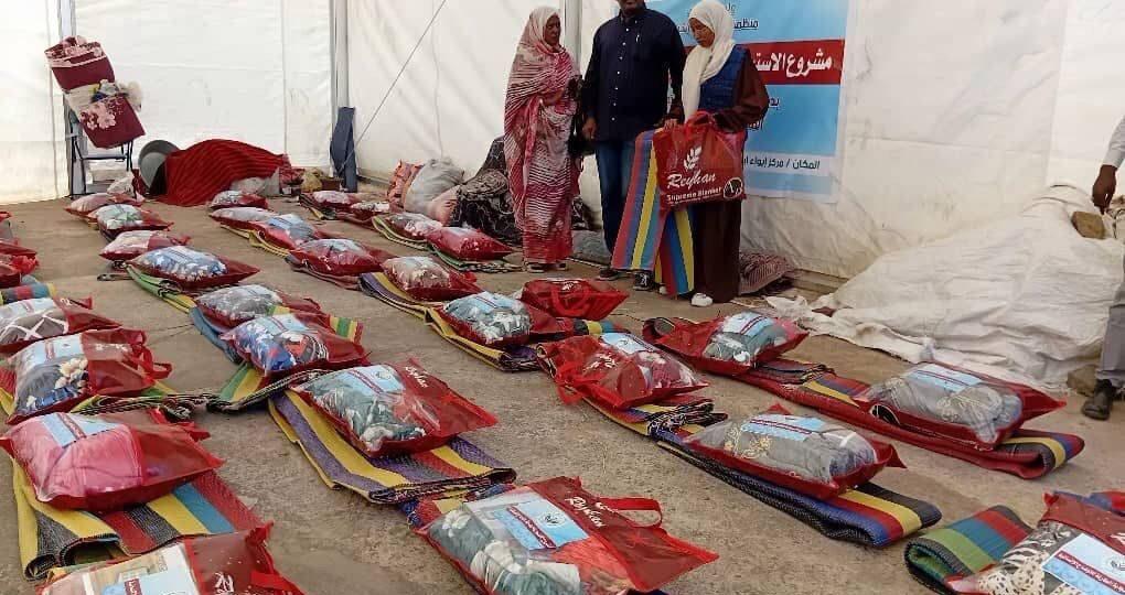 توزيع حقائب الكرامة بمعسكر ابو النجا بالقضارف