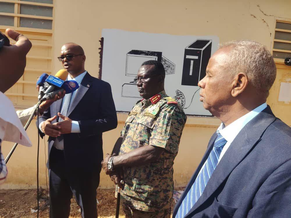 وزير التعليم يتسلم مدرسة كوستي الفنية ضمن خطة لتأهيل 20 مدرسة فنية بالولايات