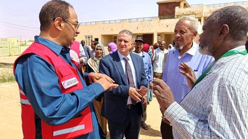 مدير عام صحة الخرطوم ورئيس الهلال الأحمر القطري يتفقدان مستشفيي المناطق الحارة وأبوعنجة بأمدرمان