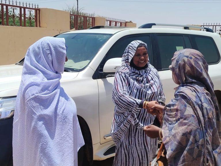 وفد المرأة والأسرة بوزارة الموارد البشرية يبدأ زيارة للولاية الشمالية