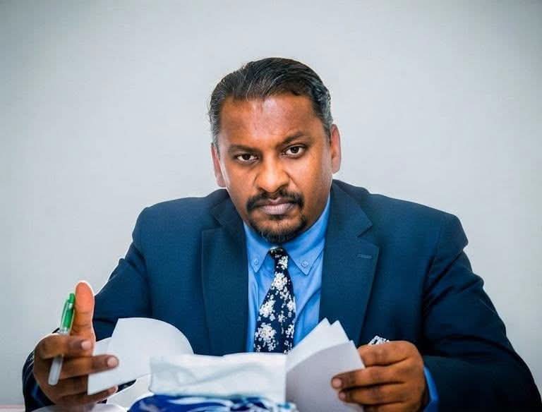 وزير الدولة بالمالية يبشر بقرب إطلاق نظام الشراء والتعاقد الإلكتروني ومنصة العطاءات الرقمية