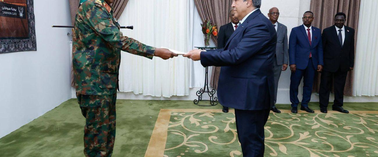رئيس مجلس السيادة يتسلم أوراق اعتماد السفير الإيطالي الجديد لدى السودان