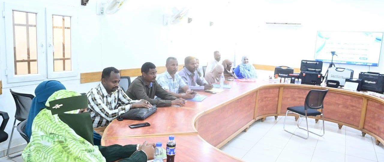 ختام دورة تدريب مدربين علي اجهزه التحليل الميداني لمسئولي صحة وسلامة المياه