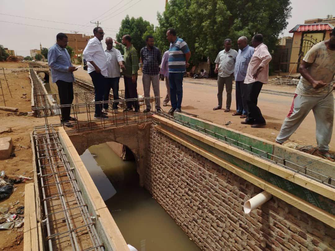 مدير عام هيئة الطرق والجسور بولاية الخرطوم يتفقد عدداً من مشروعات البنية التحتية بالولاية