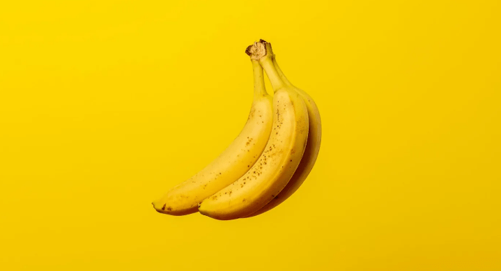 بعد أعوام من الوباء.. علاج “ثوري” لكورونا من فاكهة الموز