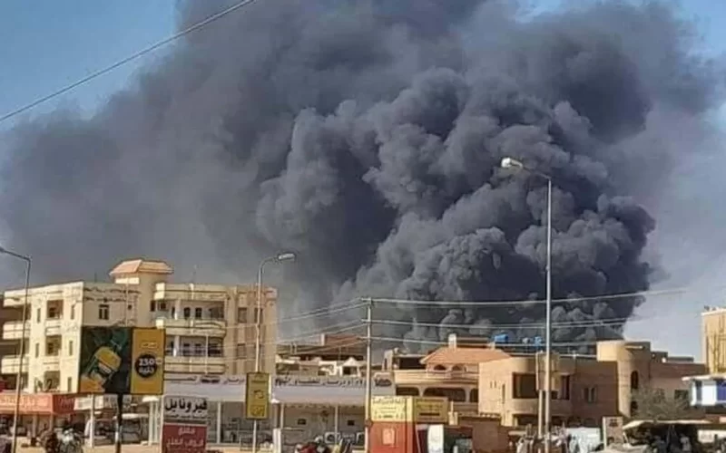 محامي البشير: قصف مستشفى علياء جريمة حرب