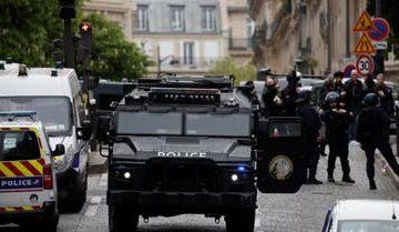 الشرطة تطوق القنصلية الإيرانية في باريس