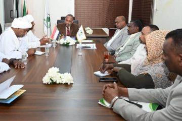 وزير الصحة الإتحادي المكلف يلتقي وفد الإدارة الأهلية والريف بولاية الخرطوم